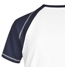 Męski T-shirt bejsbolowy z ozdobnymi szwami