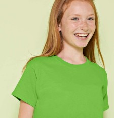 Młodzieżowy T-shirt średniej grubości